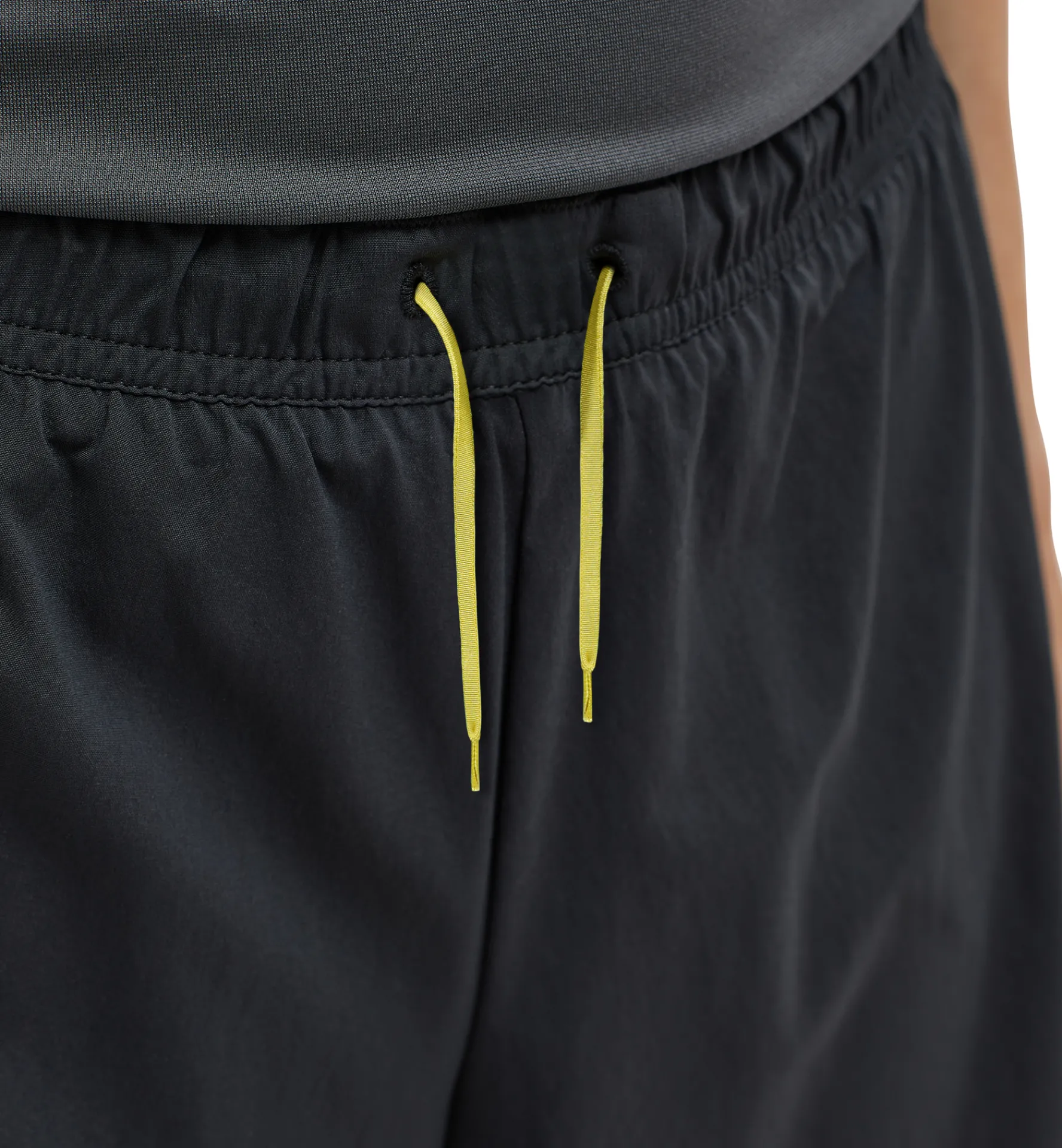 Haglöfs L.I.M Tempo Trail 2-in-1 Shorts Women- Shorts|Byxor · Shorts